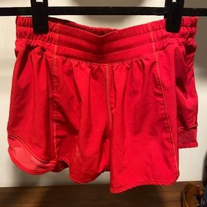 Lululemon Hotty Hot short